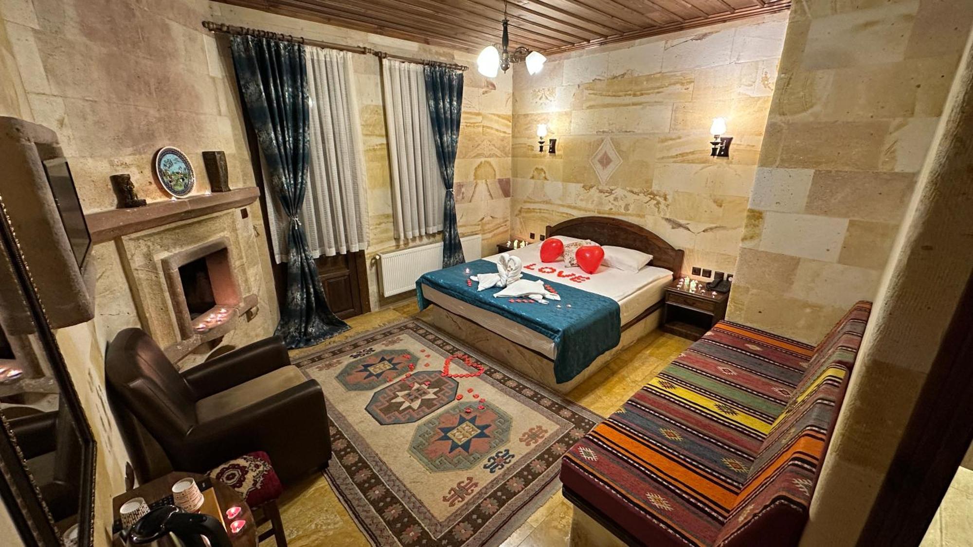 Akuzun Stone Hotel Ürgüp Exterior foto
